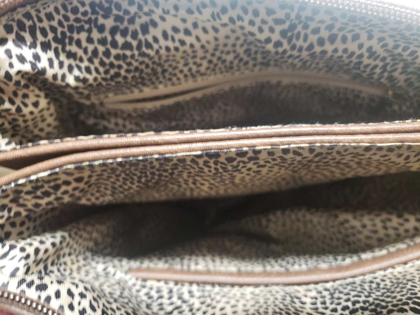 JESSIE JAMES CROSSBODY