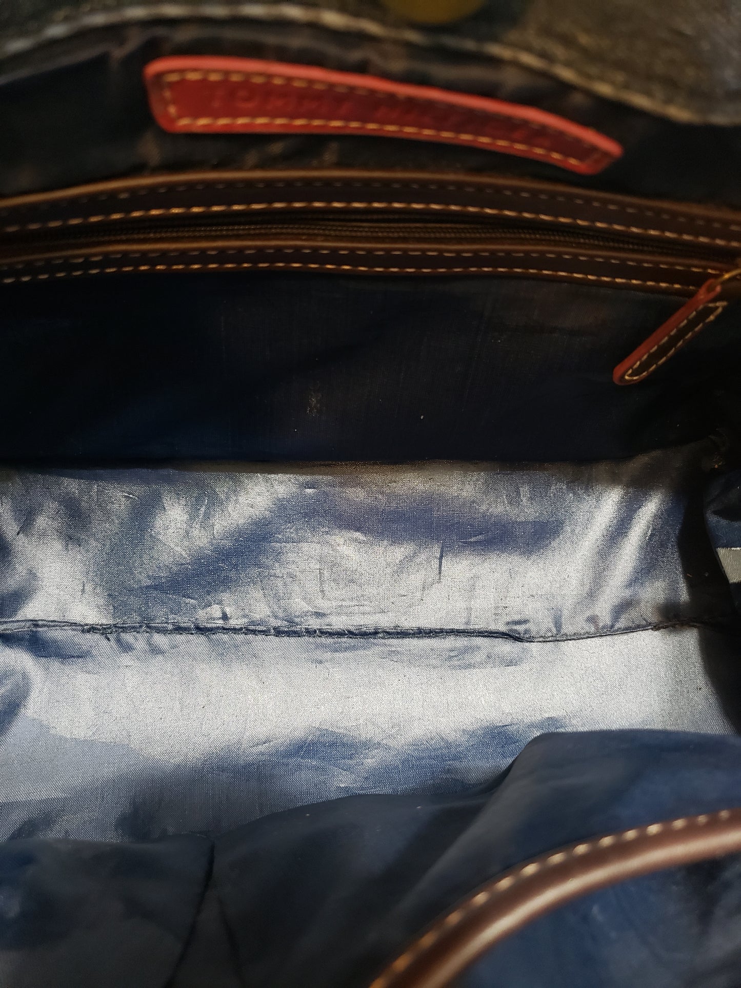 TOMMY HILFIGER SHOULDER PURSE