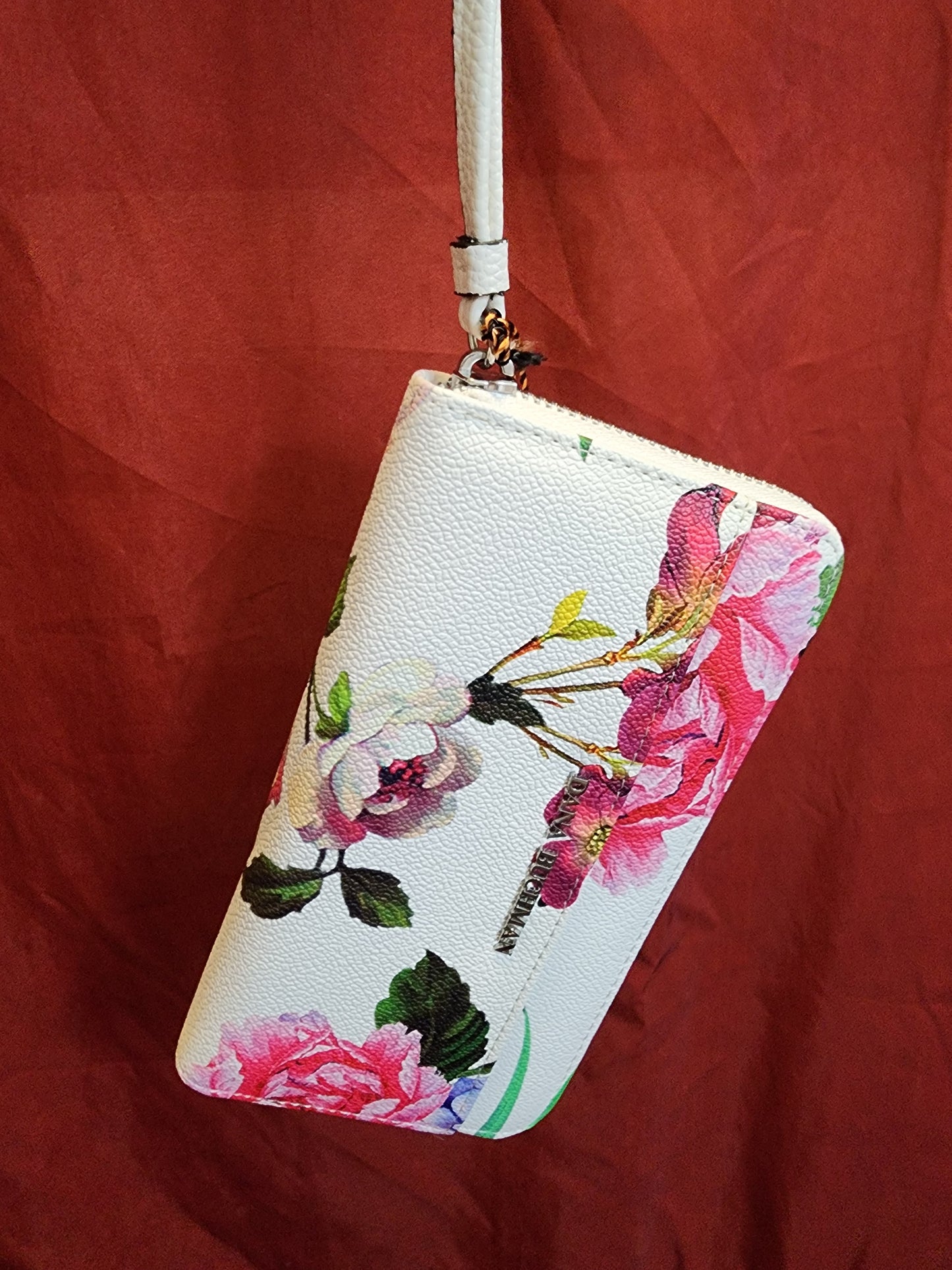 DANA BUCHMAN WALLET