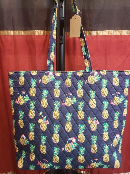 VERA BRADLEY TOTE