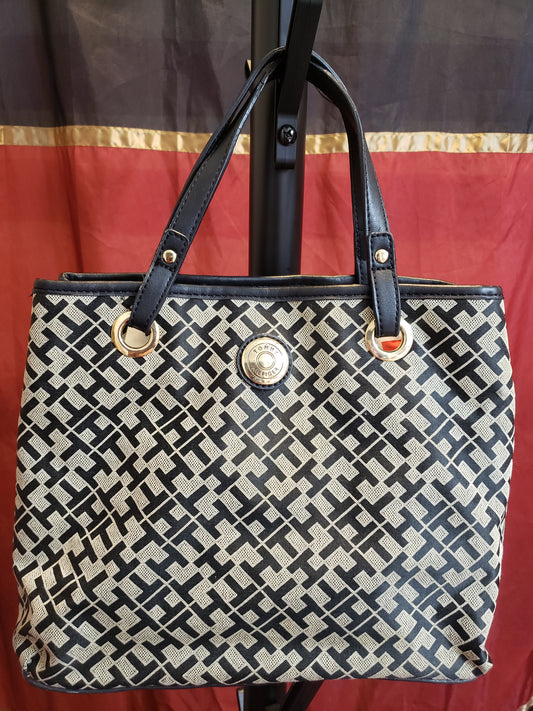 TOMMY HILFIGER SHOULDER PURSE