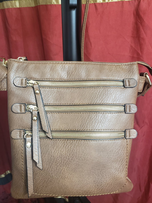JESSIE JAMES CROSSBODY