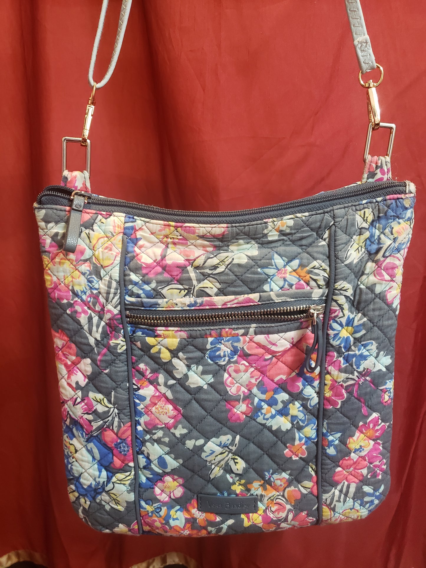 VERA BRADLEY CROSSBODY