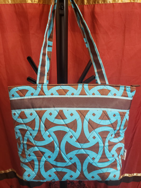BELVAH TOTE BAG