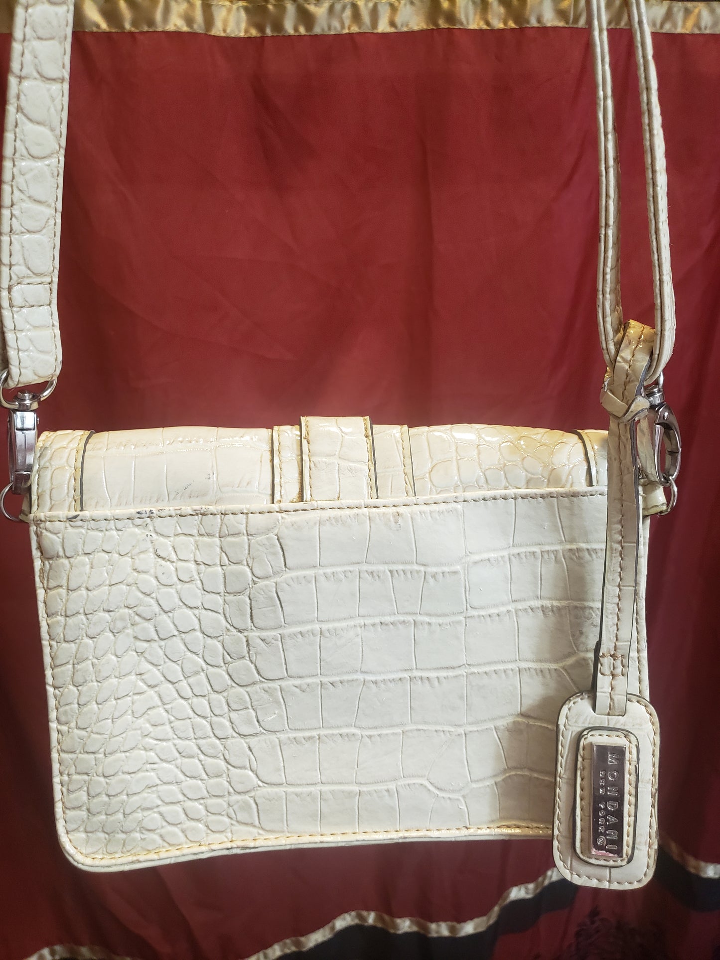 MONDIAN NEW YORK CROSSBODY