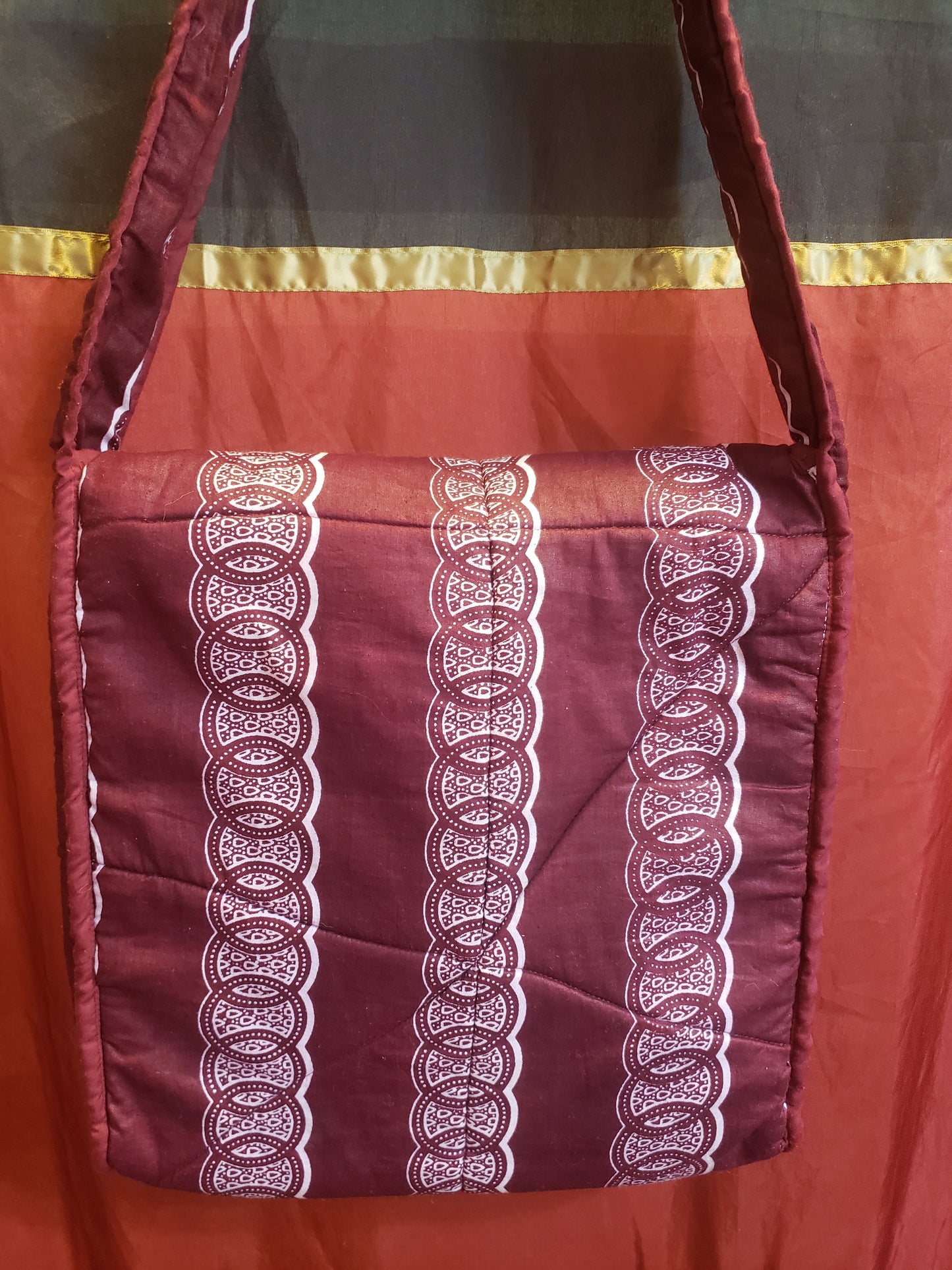 THE SAK SHOULDER PURSE