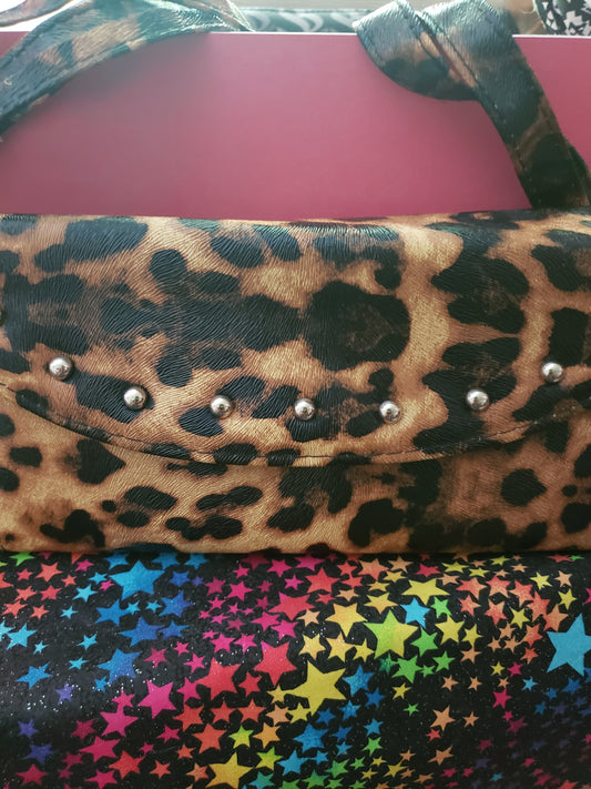 LEOPARD CROSSBODY