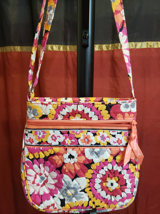 VERA BRADLEY CROSSBODY